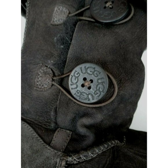 UGG Australia  Bailey Chocolate Brown Boots 3 Side Buttons Womens Size 7 - Picture 6 of 10